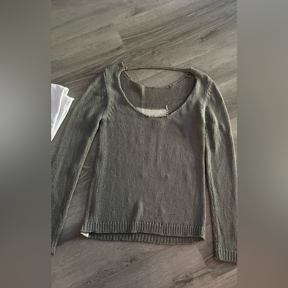 Victoria Secret Summer Sweater  Knit size S - Picture 5 of 10